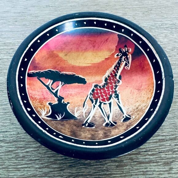 African Giraffe Painted Handmade Trinket Bowl Dish - Picture 1 of 3